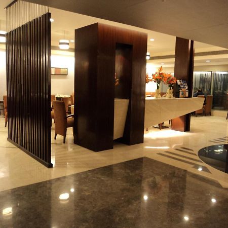 Muse Sarovar Portico Nehru Place Nueva Delhi Exterior foto