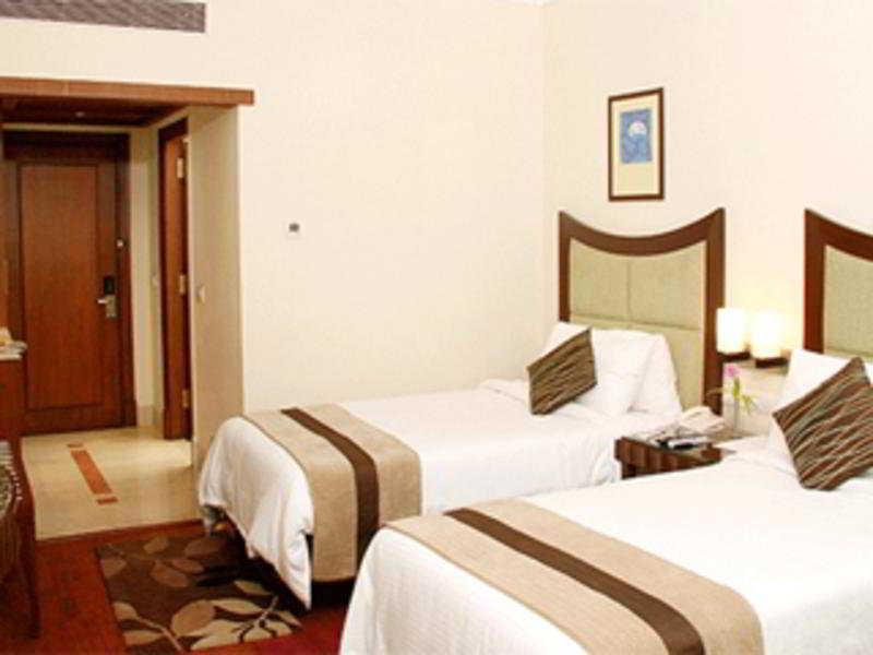Muse Sarovar Portico Nehru Place Nueva Delhi Habitación foto