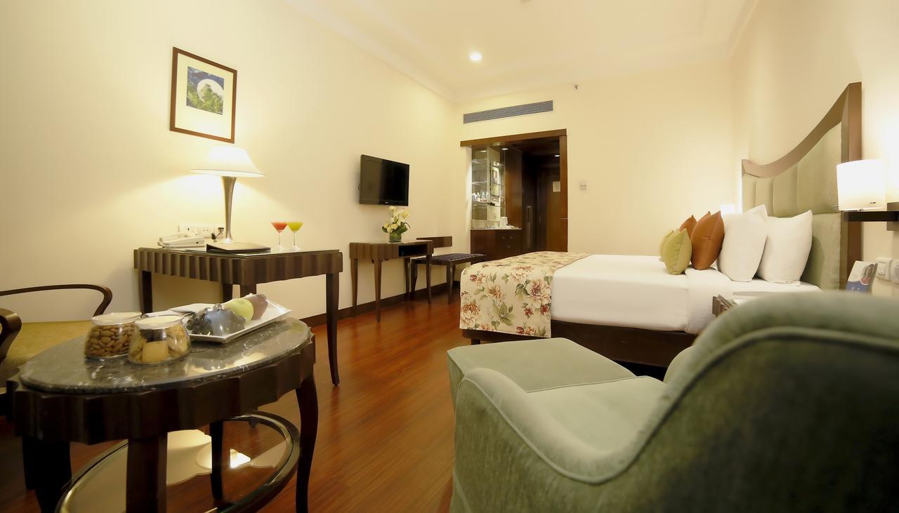 Muse Sarovar Portico Nehru Place Nueva Delhi Exterior foto