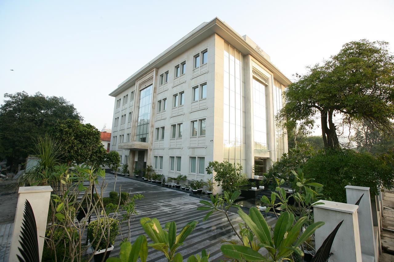 Muse Sarovar Portico Nehru Place Nueva Delhi Exterior foto